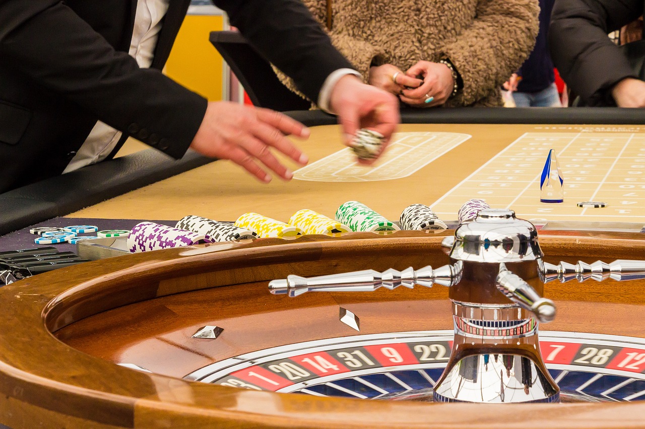Différents modèles de rouleaux : performances physiques vs numériques pour la roulette en ligne