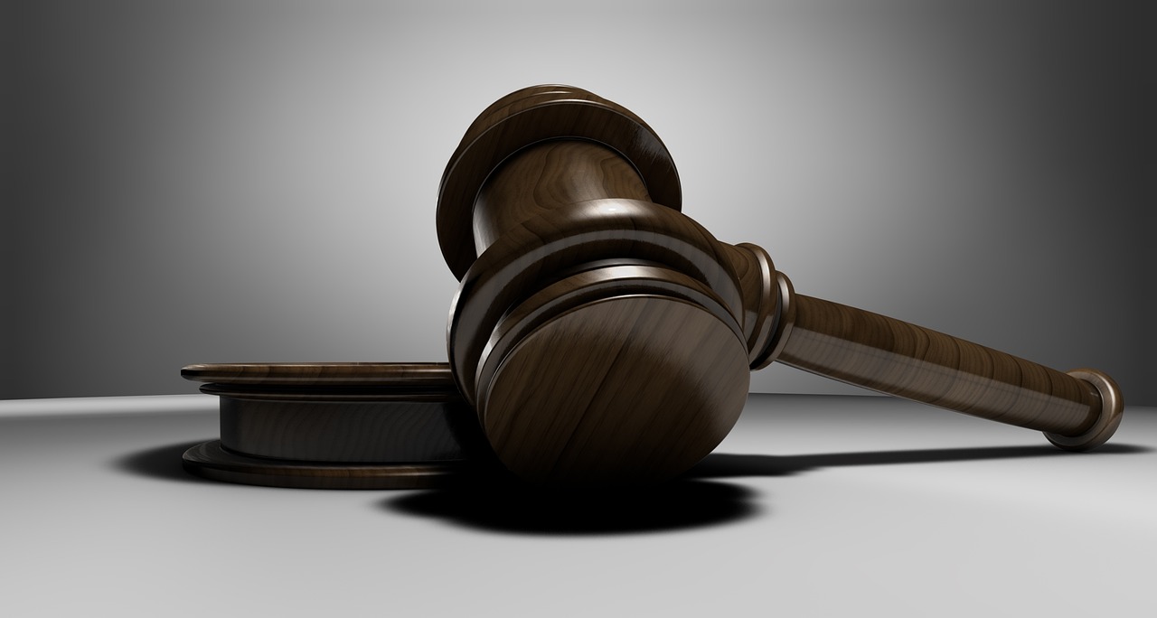 courtroom gavel