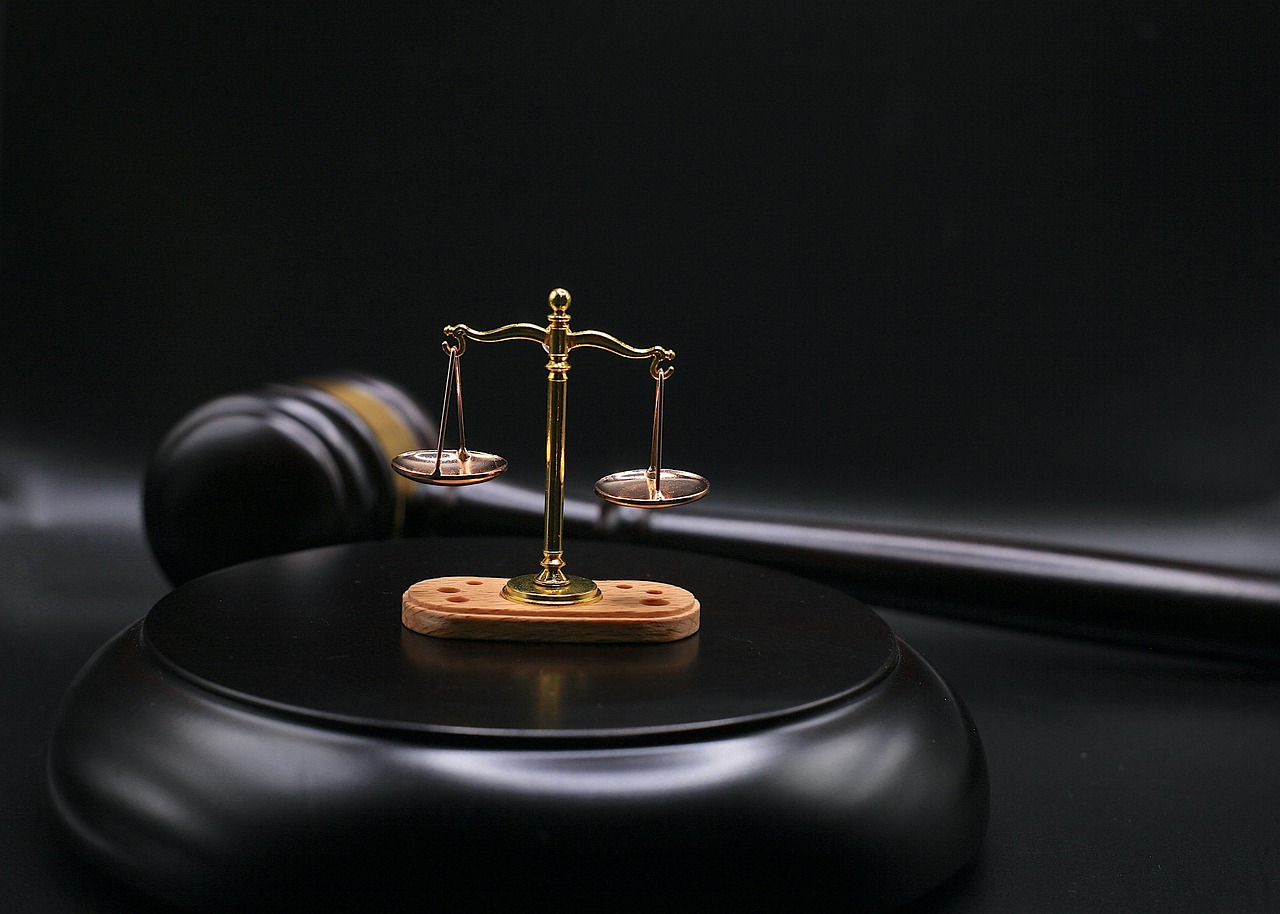 courtroom gavel