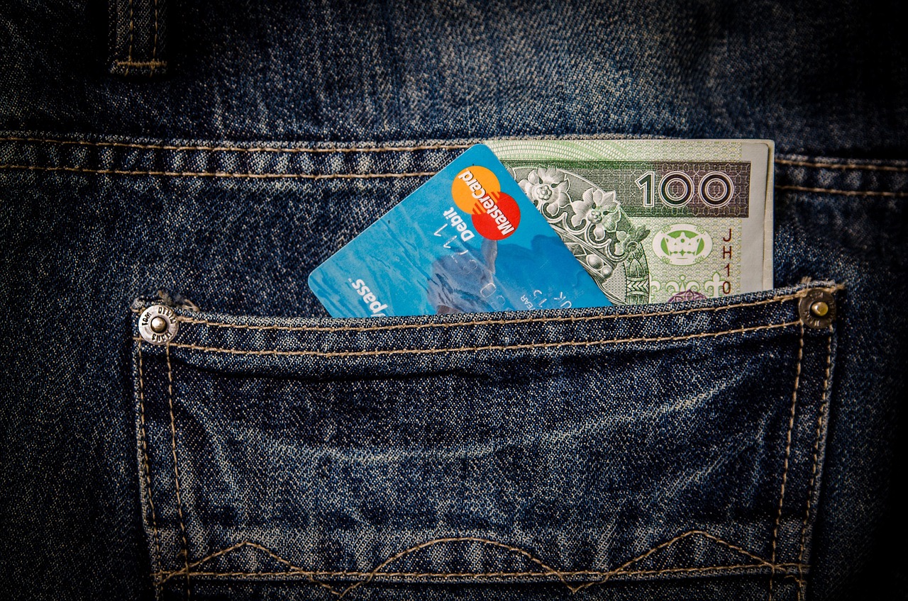 credit card slot